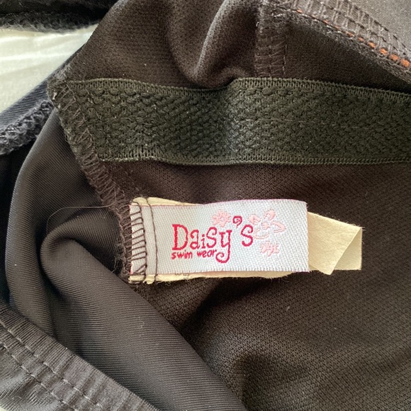 Daisy’s size 18 black one piece swim suit - Picture 4 of 5